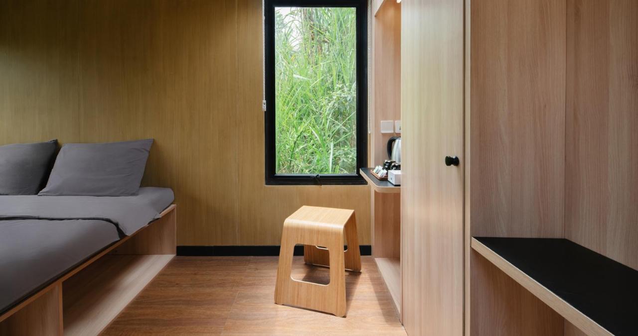 Resor Bobocabin Bunaken Hills, Manado