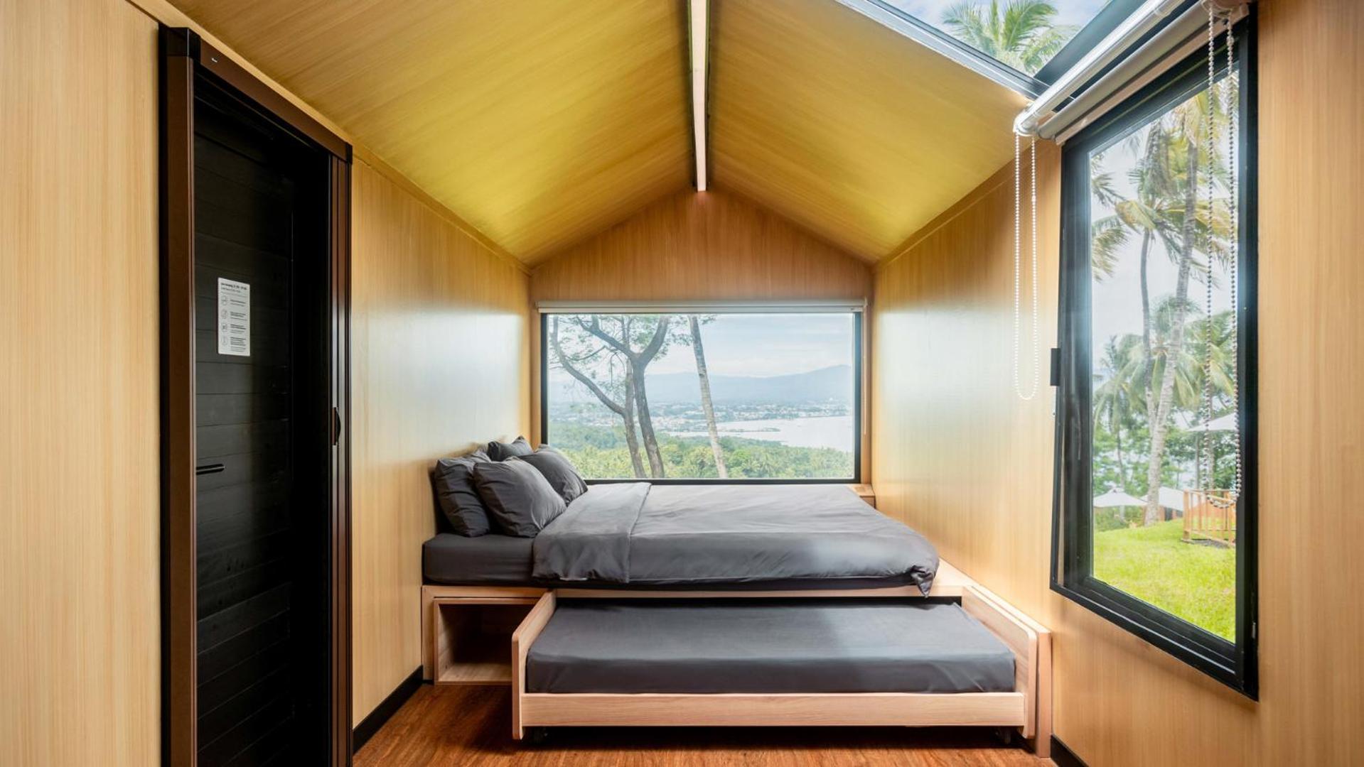 Bobocabin Bunaken Hills, Resor Manado
